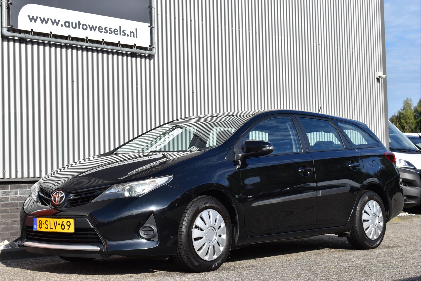 Toyota Auris Touring Sports - 1.3 Comfort NL-auto, 06/2026 beurt+apk gehad - AutoWereld.nl