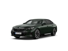 BMW 5-serie - Sedan 530e M Sport Edition | M Sportpakket Pro | Innovation Pack | Comfort Pack | Trekhaak