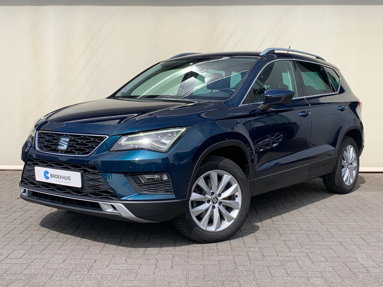 SEAT Ateca - 1.4 EcoTSI Xcellence Airco | Camera | Cruise Control | DAB | LED | LMV 17" | Navi | PDC V& - AutoWereld.nl