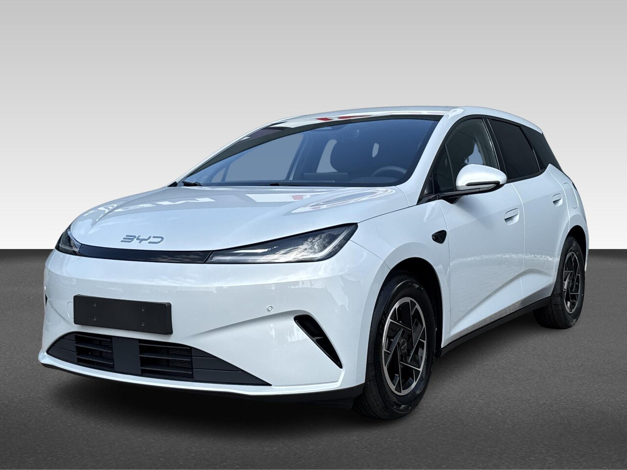 BYD DOLPHIN G - 1.5L DM-i Boost | Direct leverbaar | €1000,- Actievoordeel | Achteruitrijcamera | Apple Ca - AutoWereld.nl