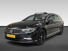 Volkswagen Passat Variant - 1.5 TSI Elegance Business R