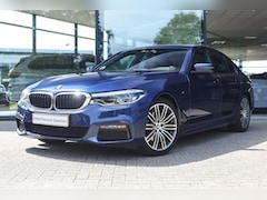 BMW 5-serie - 520i High Executive M Sport Automaat / Comfortstoelen / Achteruitrijcamera / Stoelverwarmi