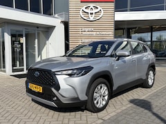 Toyota Corolla Cross - HYBRID 200 DYNAMIC STOEL/STUURVERW PARK-SENSOREN BLIND-SPOT CLIMA AD-CRUISE 17' LM-VELGEN