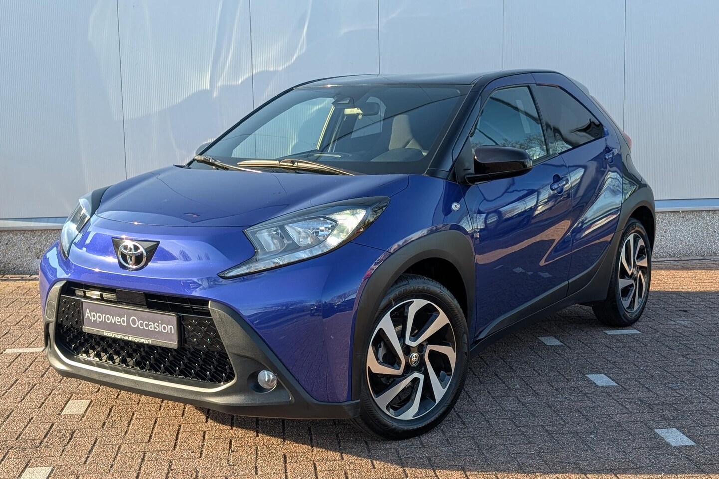 Toyota Aygo X - 1.0 VVT-i S-CVT Envy / Adaptieve cruise control / achteruitrij camera / Navi / Apple Carpl - AutoWereld.nl