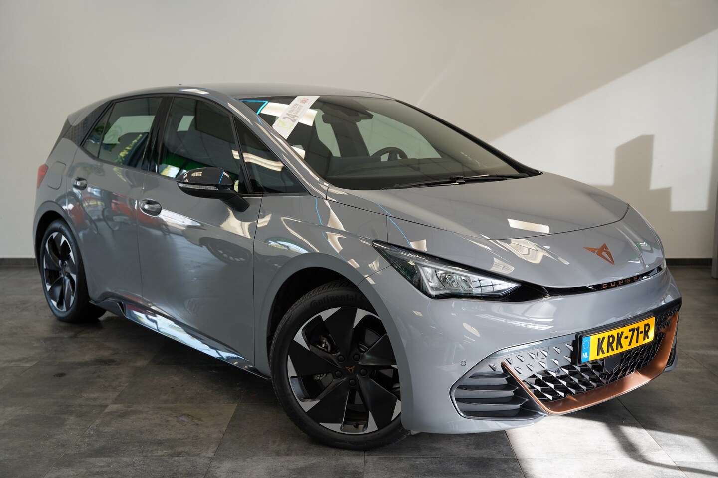 CUPRA Born - Impulse 62 kWh Virtual Cockpit Apple/Android Auto PDC 24 Maanden garantie* (Vraag naar de - AutoWereld.nl