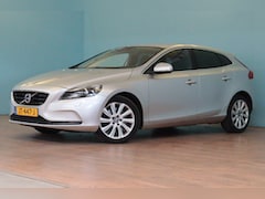 Volvo V40 - 1.5 T3 Momentum Automaat | NAVI | CLIMA | PDC ACHTER | STOELVERW | CRUISE |
