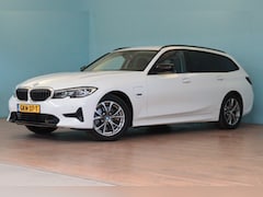 BMW 3-serie Touring - 320e | NAVI / APPCONNECT | CLIMA | PDC V+A | STOELVERW | CRUISE |