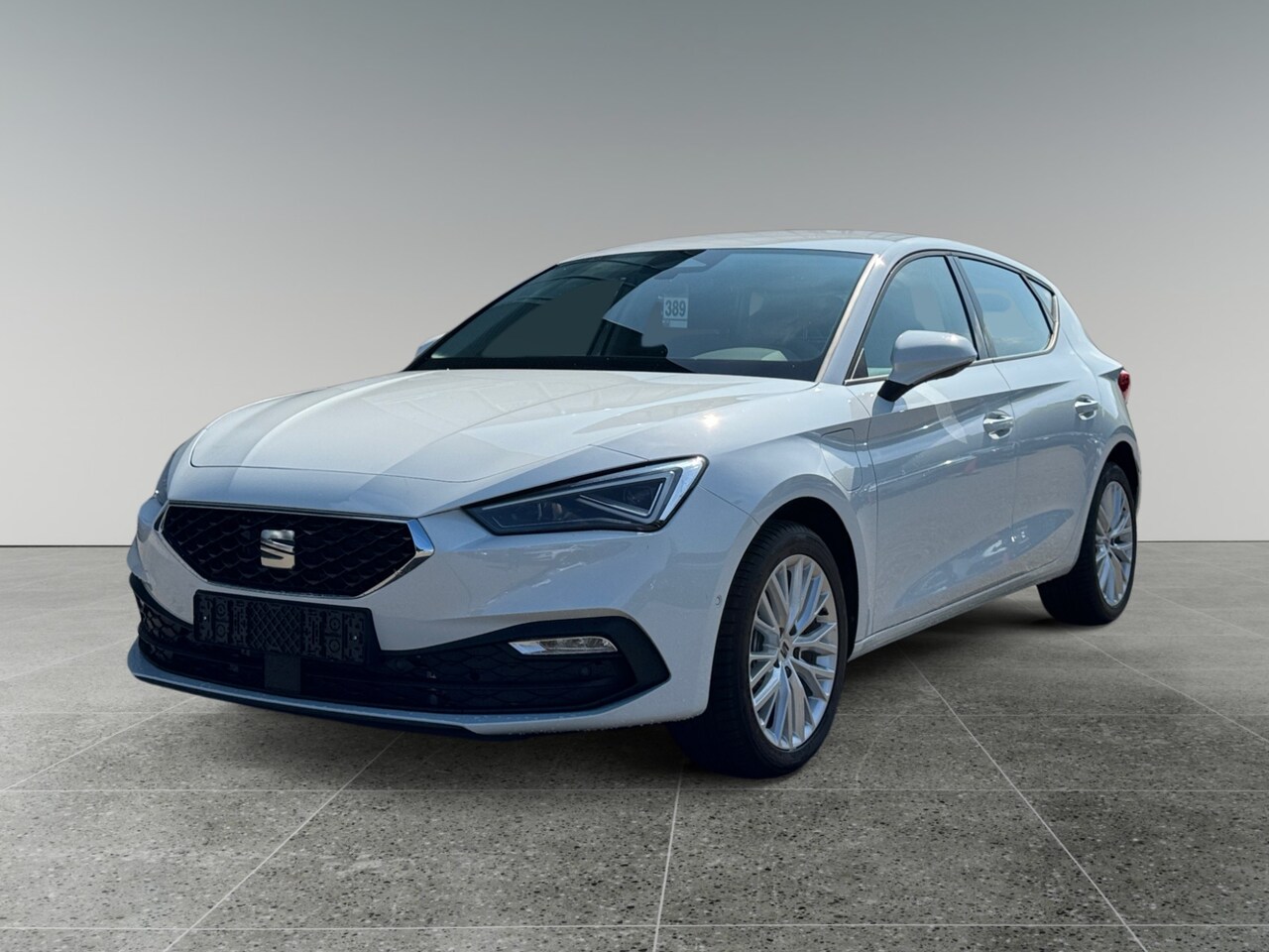 SEAT Leon - 1.5 eHybrid 204pk DSG Style | elektr. actieradius tot 132 km | Stoel+stuurverwarming | Key - AutoWereld.nl