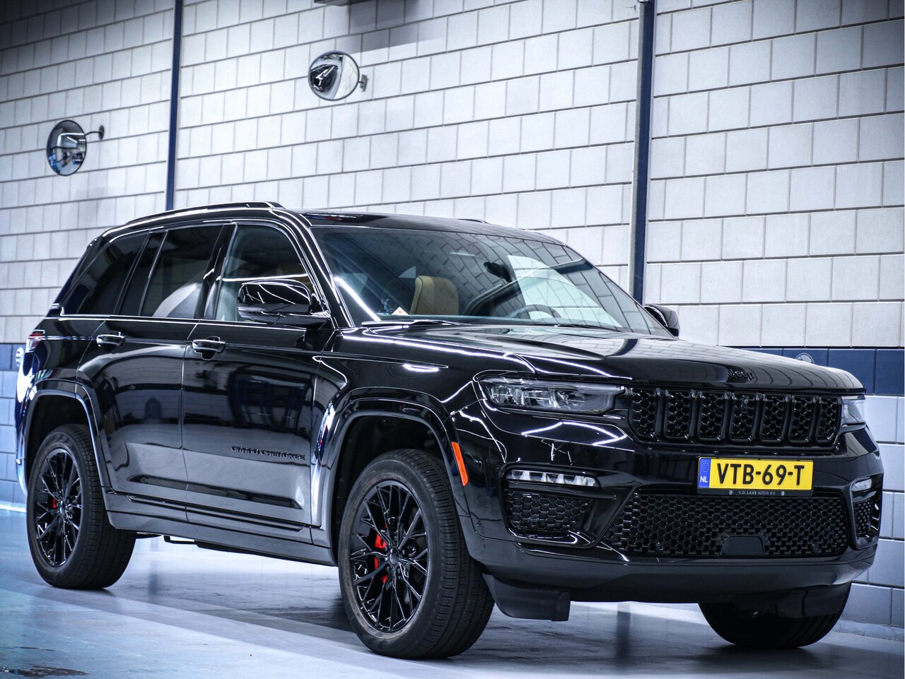 Jeep Grand Cherokee - Summit | Prins LPG | Night Edition 5.7L Hemi V8 - AutoWereld.nl