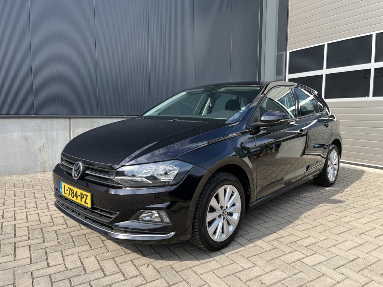 Volkswagen Polo - 1.0 TSI Highline | Carplay | Cruise | Navigatie - AutoWereld.nl