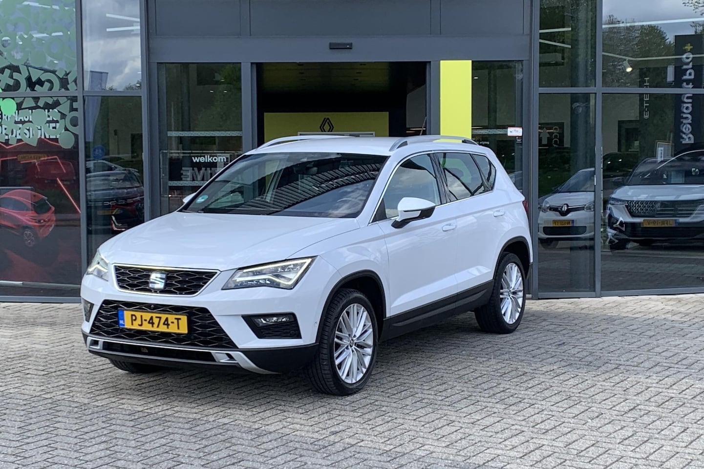 SEAT Ateca - 1.4 TSI 150PK Xcellence Navigatie | Camera | Keyless | 18 Inch - AutoWereld.nl