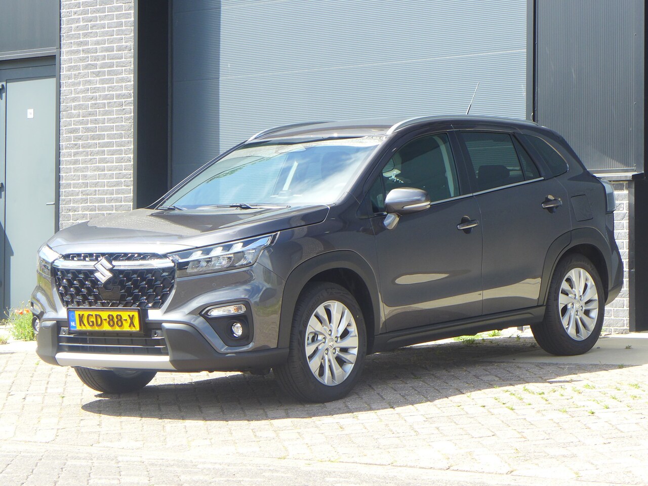 Suzuki S-Cross - 1.5 Hybrid Select automaat Rijklaarprijs! | Tot 10 jaar Garantie | Onderhoudsbeurt | Mobil - AutoWereld.nl
