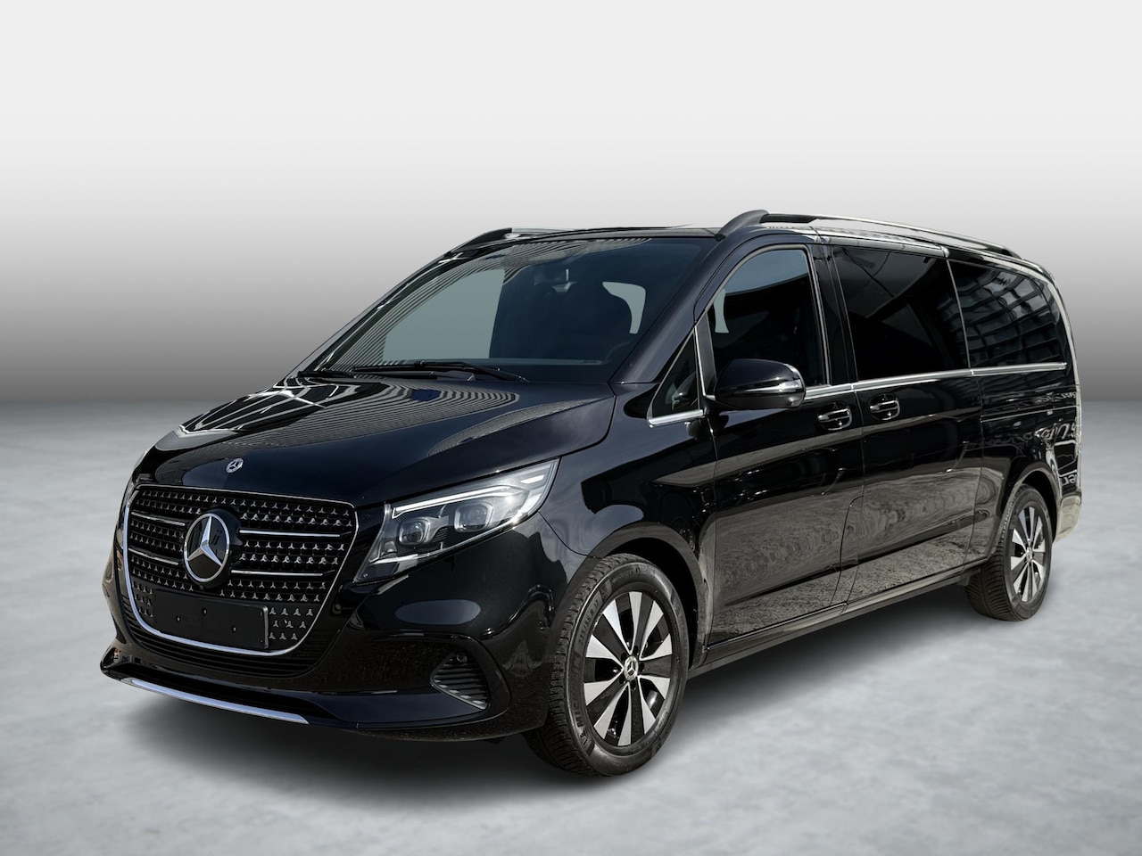 Mercedes-Benz V-klasse - 300d L3 Avantgarde ex BTW en Incl. BPM | + 240PK | 8-PERS | DISTRONIC + | 360 CAMERA - AutoWereld.nl