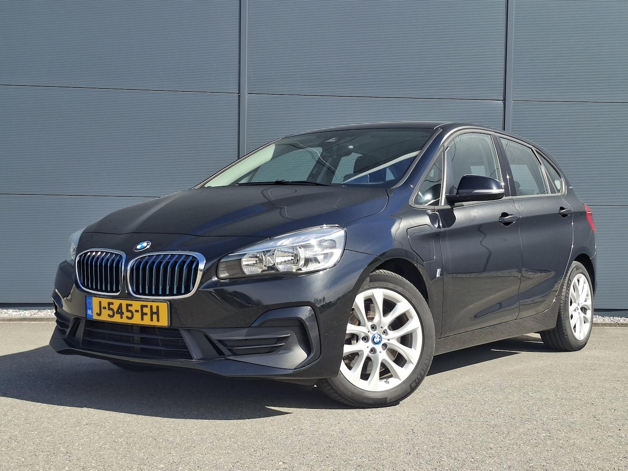 BMW 2-serie Active Tourer - 225xe iPerformance Executive | Plug in | Comfort pack | Groot navi scherm - AutoWereld.nl