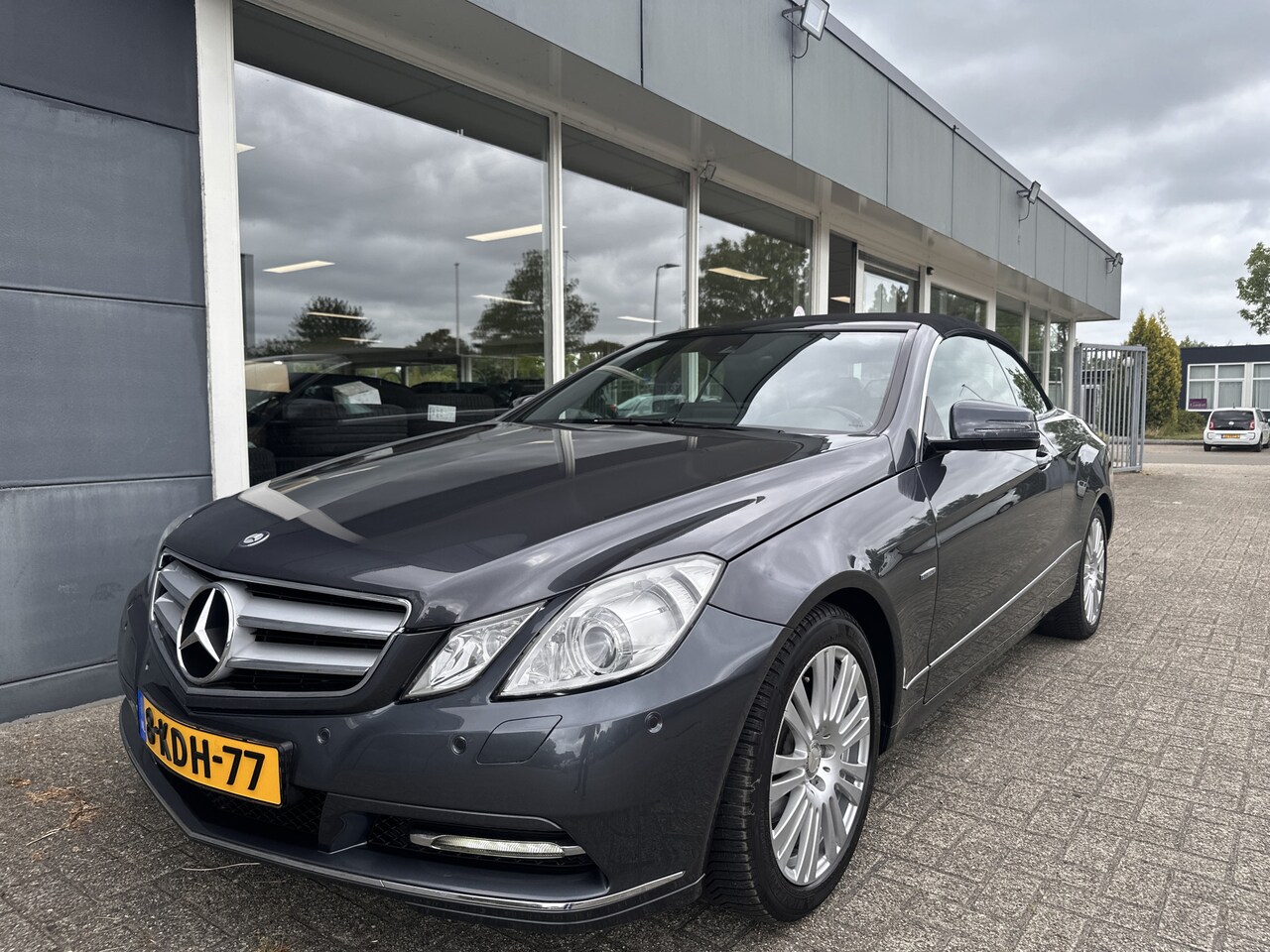 Mercedes-Benz E-klasse Cabrio - 200 CGI Avantgarde CARPLAY,LEDER,AIRSCARF VENTILATIE - AutoWereld.nl