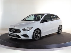 Mercedes-Benz B-klasse - 180 Advantage | Night | Widescreen | Panoramadak | Trekhaak | Stoelverwarming |