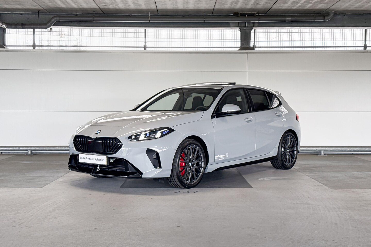 BMW 1-serie - 120 | M Sportpakket Pro | Premium Pack | Huisselectie - AutoWereld.nl