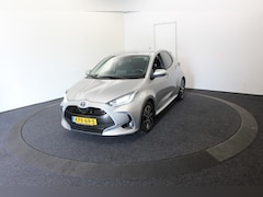 Toyota Yaris - 1.5 Hybrid 115 First Edition Camera Cruise contr Stoel Verwarming