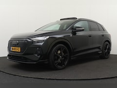Audi Q4 e-tron - 40 S-Line Competition 77 kWh (90% SOH) Warmtepomp Pano-dak Camera