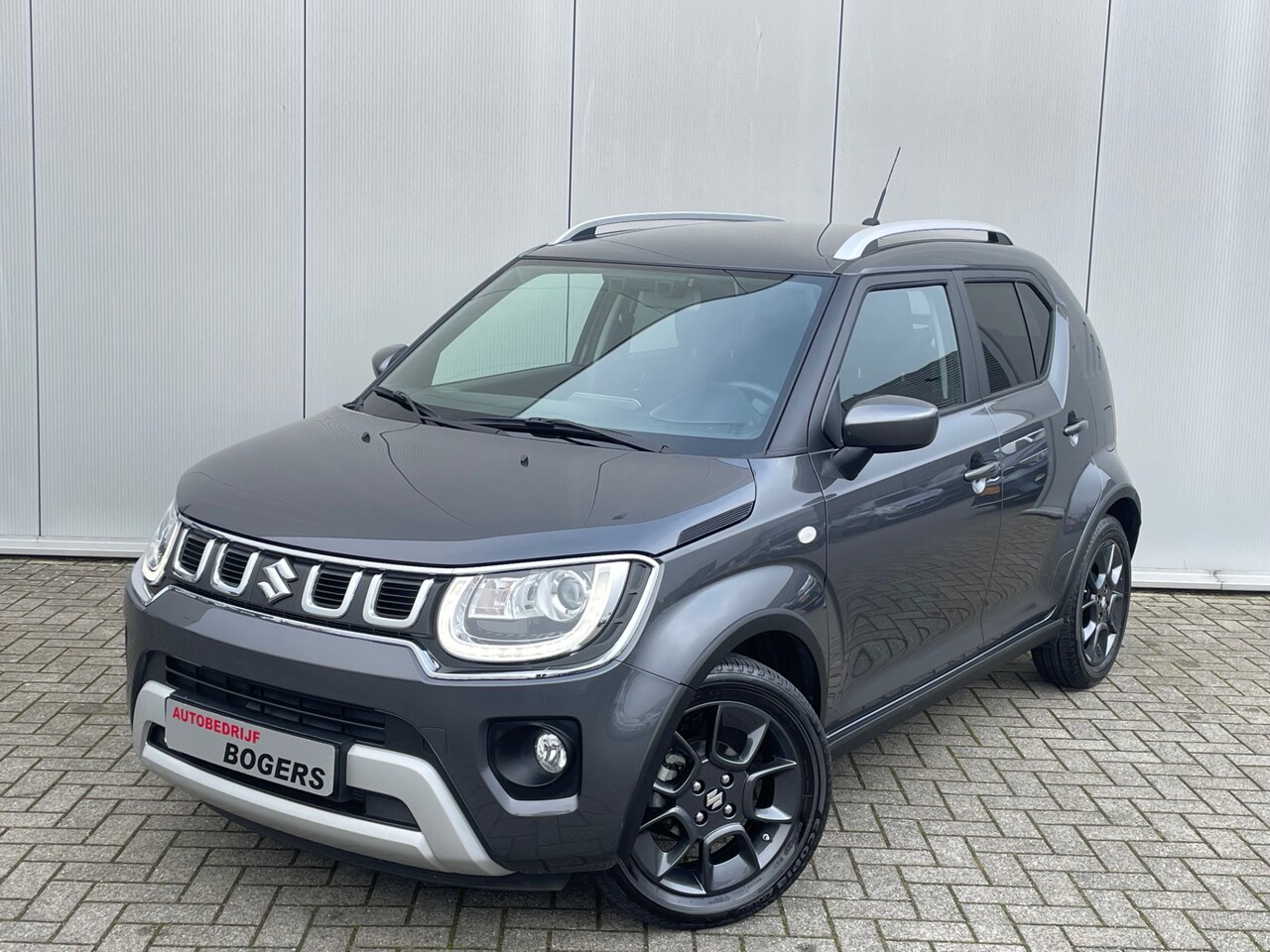 Suzuki Ignis - 1.2 Smart Hybrid Select Navigatie, Airco, 16"Lm, Stoelverwarming, Achteruitrijcamera - AutoWereld.nl