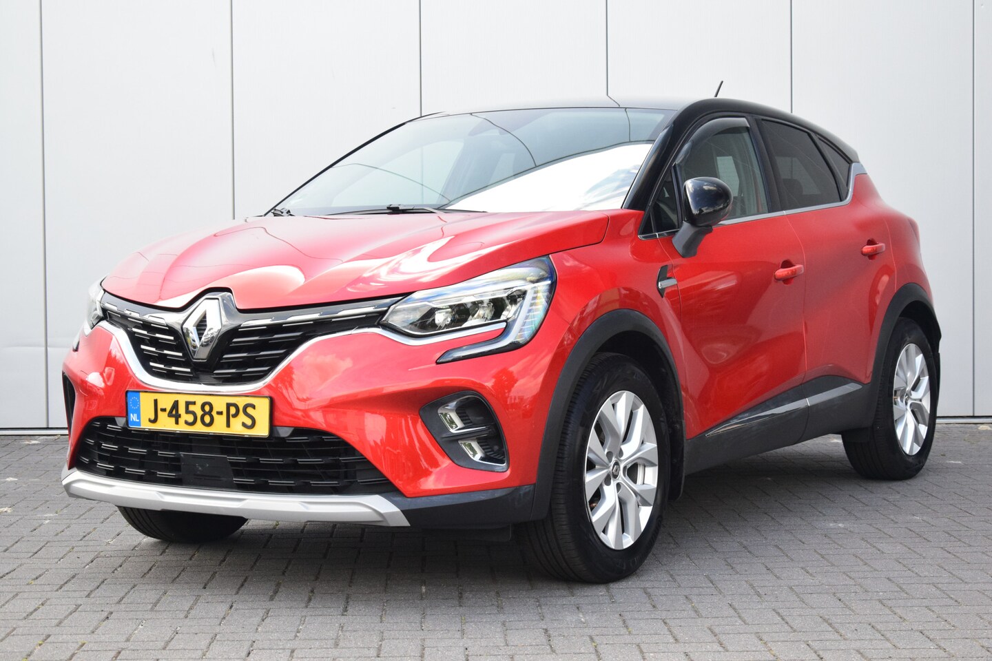 Renault Captur - 1.0 TCe 100 Intens Led Navi/Carplay/Dab Trekhaak - AutoWereld.nl