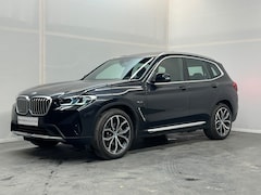 BMW X3 - xDrive30e Business Edition Plus Head-Up Display | Panorama Dak | Comfort Access |