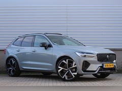 Volvo XC60 - 2.0 T6 Ultra Black Edition | Facelift | B&W | Luchtvering | 22" | Massage | Full
