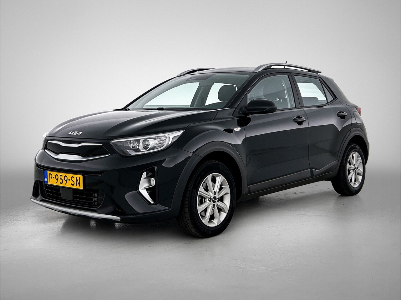 Kia Stonic - 1.0 T-GDi MHEV DynamicLine Apple carplay | Airco | Achteruitrijcamera - AutoWereld.nl