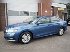 Skoda Octavia - 1.0 e-TSI 111PK AUTOMAAT BUSINESS EDITION LUXE ORIGINEEL NEDERLANDS CAMERA TREKHAAK VIRTUE