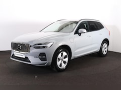Volvo XC60 - T6 Plug-in hybrid AWD Core - IntelliSafe Assist & Surround - Harman Kardon audio - Verwarm