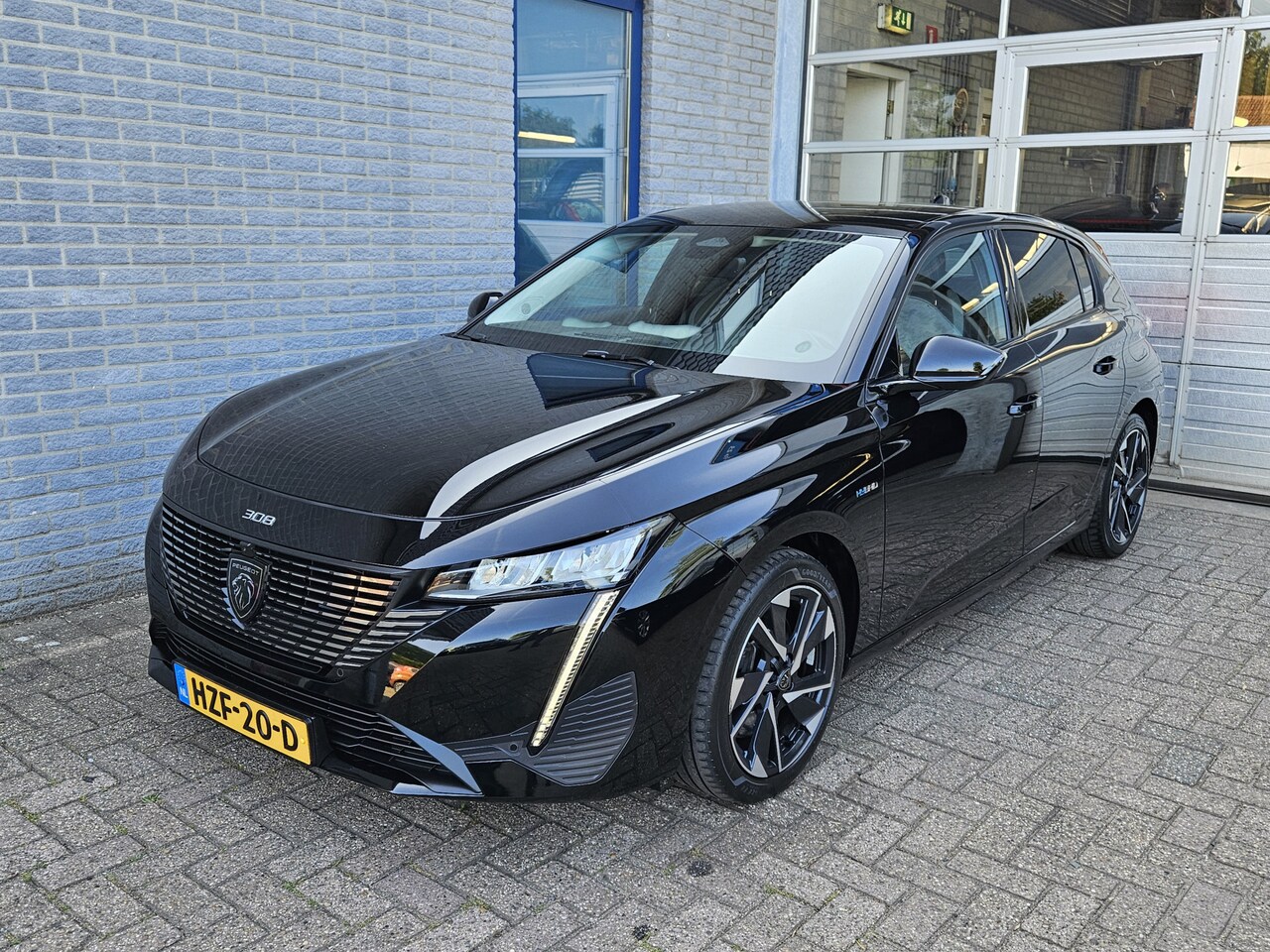 Peugeot 308 - 1.6 HYbrid 180 Allure Pack Business Inclusief afleveringskosten - AutoWereld.nl