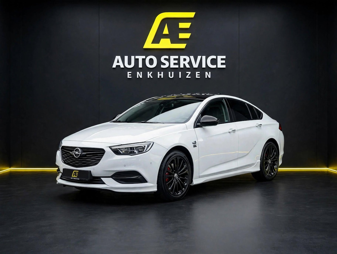 Opel Insignia Grand Sport - 1.5 Turbo Business Executive Incl. beurt-apk-6M garantie | Carplay | Cruise en clima | 18" - AutoWereld.nl
