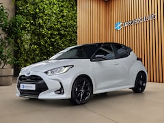 Toyota Yaris - 1.5 Hybrid Comfort Automaat | Camera | Stoelverwarming | Cruise Control | Keyless