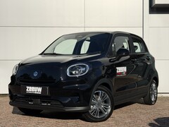 Leapmotor T03 - Design 37.3 kWh Limited Black Edition uit voorraad leverbaar