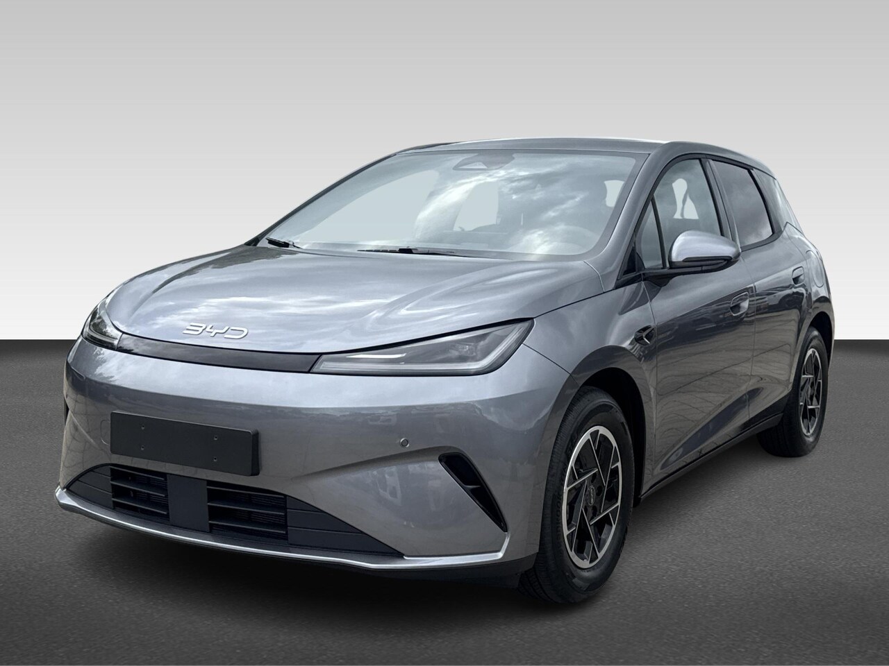 BYD DOLPHIN G - 1.5L DM-i Boost | Direct leverbaar | €2000,- Actievoordeel | Achteruitrijcamera | Apple Ca - AutoWereld.nl
