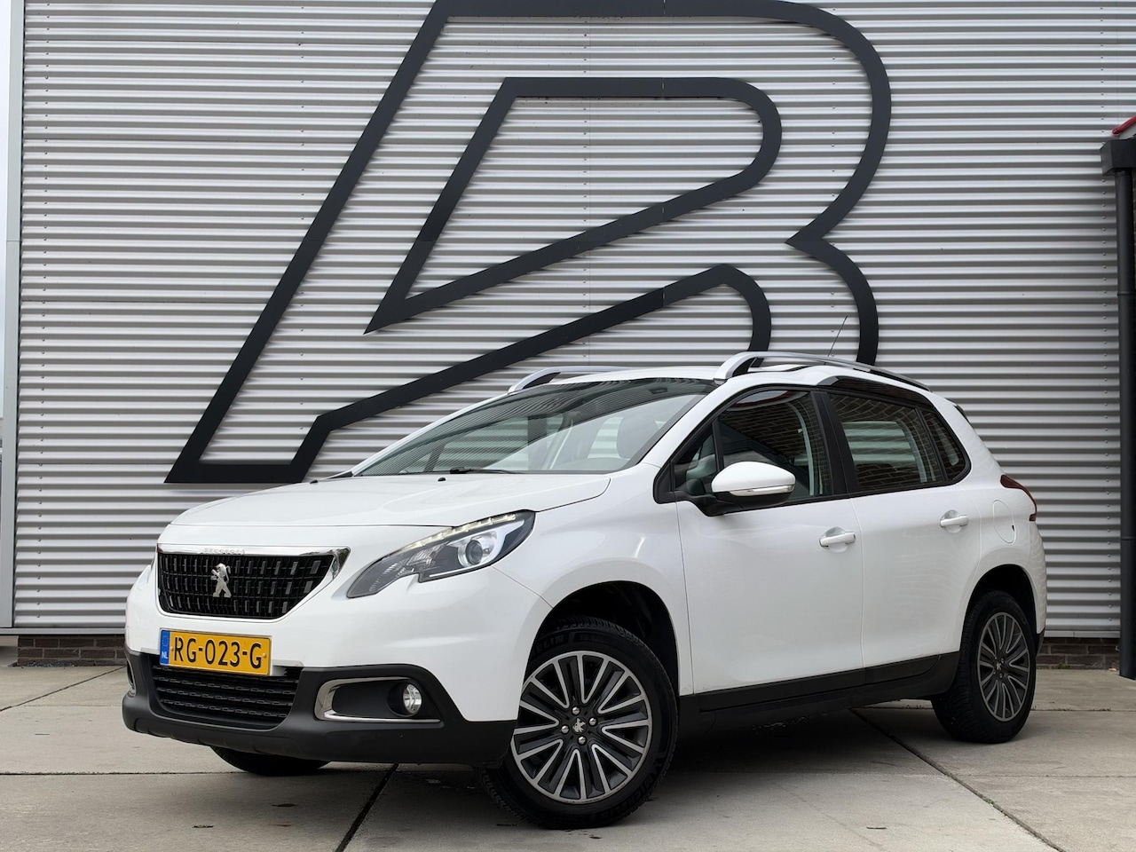 Peugeot 2008 - 1.2 PureTech Active 1e Eigenaar|Navi|Carplay|D-riem vv in 2025|Clima|Cruise|PDC|N.A.P|Nieu - AutoWereld.nl