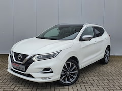 Nissan Qashqai - 1.3 DIG-T 160 Pk Tekna Plus Navigatie, Panoramadak, Leder, 19"Lm, Trekhaak, LED, Climate C
