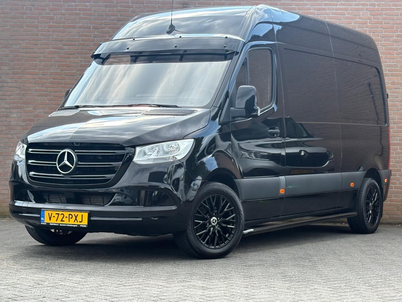 Mercedes-Benz Sprinter - 214CDI 143PK L2H2 / Cruisecontrol / M-Bux / Euro6 - AutoWereld.nl