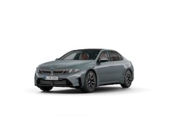BMW i3 - 50 xDrive M Sport / Panoramadak / Trekhaak / 3D Head-Up / M Multifunctionele stoelen / Stu
