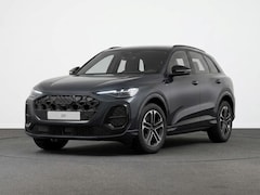 Audi Q5 - S edition e-hybrid 299 pk | Panorama-glasdak | Techniekpakket plus | Trekhaak, elektr. weg