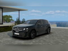 BMW iX3 - 40 eDrive M Sport / Panoramadak / Head-Up / Harman Kardon / Stoelverwarming / Parking Assi