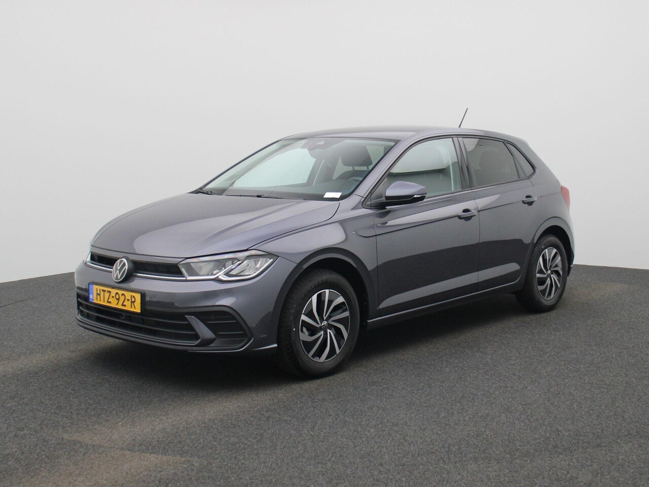 Volkswagen Polo - 1.0 TSI Life Edition 95 PK| Origineel Nederlands | 1e Eigenaar | Navigatie | Achteruitrijc - AutoWereld.nl