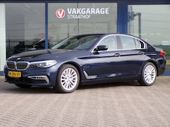 BMW 5-serie - 530e iPerformance High Executive, Leder / Sensoren + Camera / Stoelverwarming / Full LED.