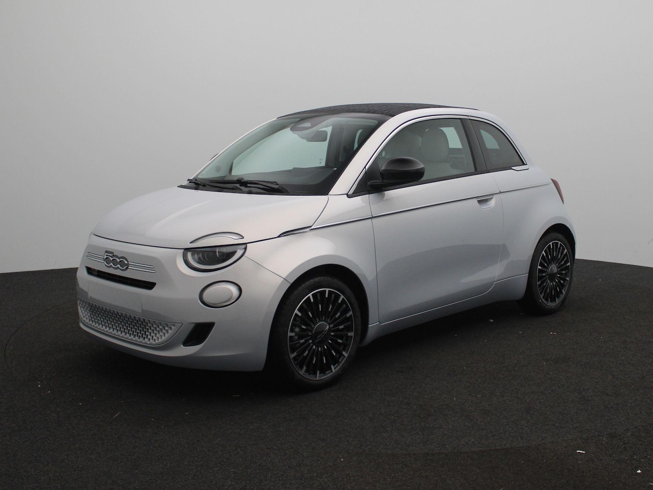 Fiat 500 C - 1.0 Hybrid La Prima | JBL | 17" Velgen | Camera | Navigatie | Stoelverwarming - AutoWereld.nl