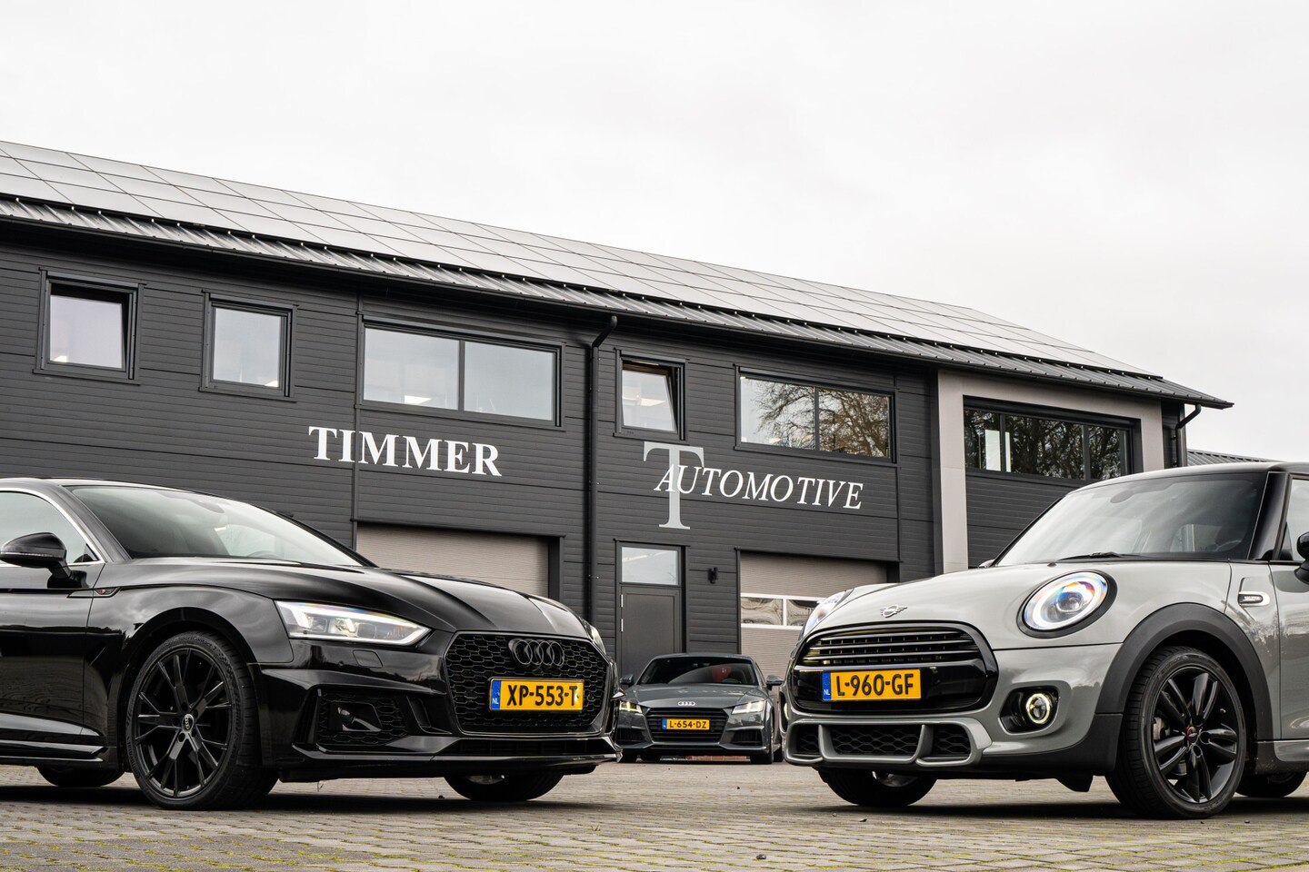 BMW X5 - xDrive45e M Sport High Executive + Panoramadak + Laserligt + Adaptive Cruise Bowers & Wilk - AutoWereld.nl