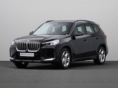BMW iX1 - xDrive30 67 kWh | Achteruitrijcamera | Elektrisch verwarmde voorstoelen | Trekhaak met ele