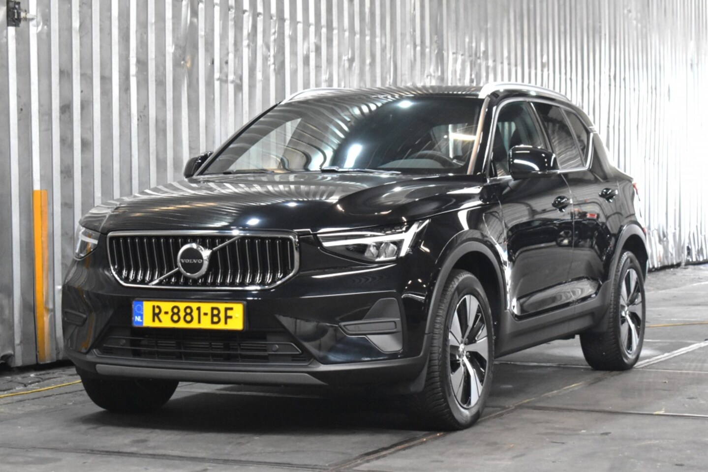 Volvo XC40 - T4 211PK [Plug-In] Plus Bright | BLIS | Trekhaak | Harman/Kardon |93%SOH - AutoWereld.nl