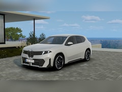 BMW iX3 - 40 eDrive M Sport / Harman Kardon / 3D Head-Up / Stuurverwarming / Getint glas / Parking A