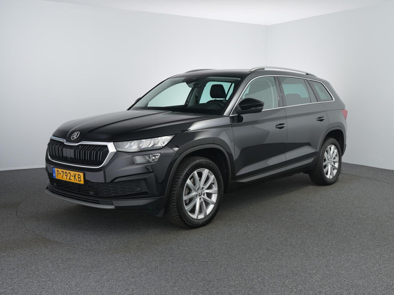 Skoda Kodiaq - 1.5 TSI Business Edition 7p. | Zwenkhaak | Keyless | ACC | Carplay | - AutoWereld.nl