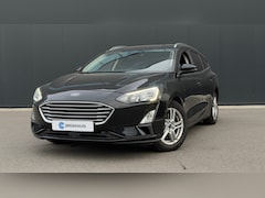 Ford Focus Wagon - 125pk 1.0 EcoBoost Titanium Business | Trekhaak | Parkeersensoren Voor & Achter | Cruise C